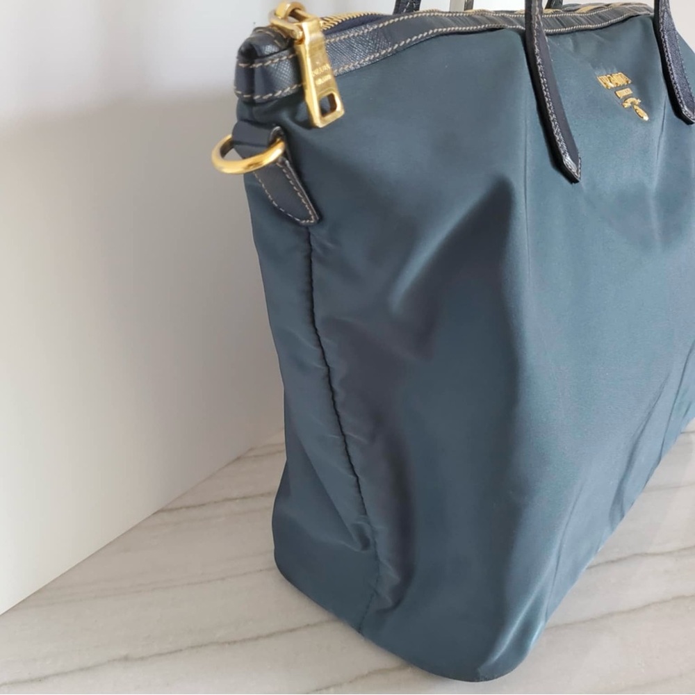Pre Loved Prada Teal Nylon Tote Bag - Picture 5 of 16